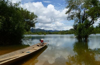 Baan Thathot / Baan Vang Yiam