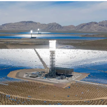 Une centrale solaire (thermique) de plusieurs milliards de dollars doit fermer : la raison est amère