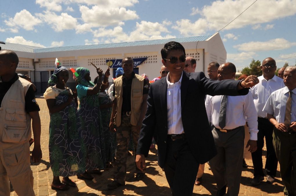 01.12.2012. Inauguration de la nouvelle gare routière de la ville d'Antsiranana par le Président de la Transiiton, Andry Rajoelina. 2-Photos : Harilala Randrianarison