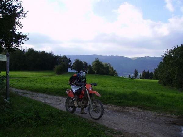 Une petite semaine de rando enduro dans le Parc Naturel R&eacute;gional du Morvan et en Haute-Savoie.
Pour lire l'article complet : c'est ici