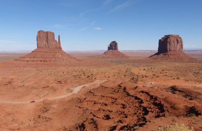 USA-Mardi 23 oct. Monument Valley (Arizona)