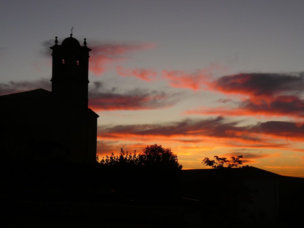 Voici quelques photos de cette semaine de marche entre Saint-Jean-Pied-de-Port et Logroño. Une semaine active (sportive), sous le soleil...