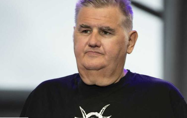 Coronavirus : Pierre Ménès « à risque » à cause de sa greffe ? La décision radicale de Canal +