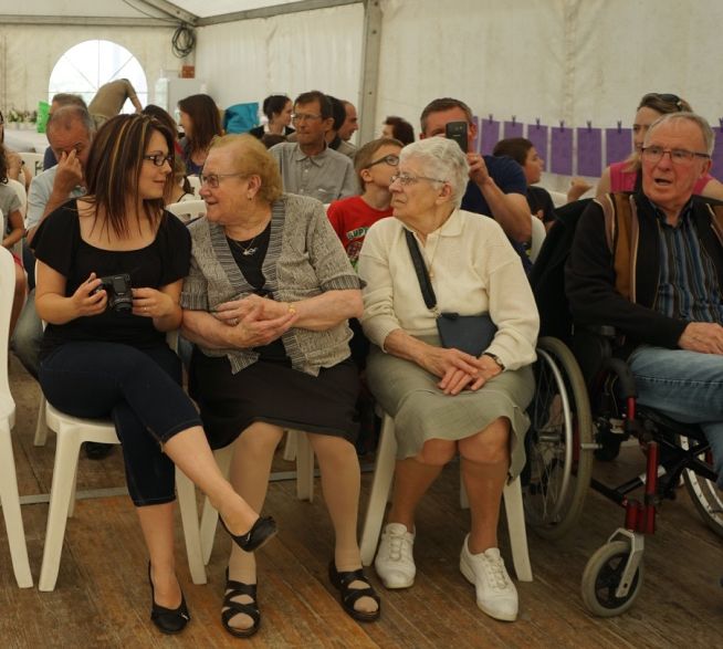 Les ainés ont participé à leur façon