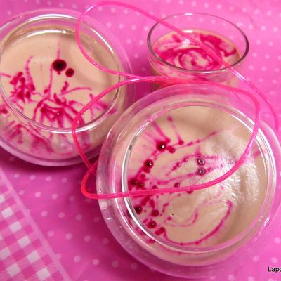 Panna cotta framboise au lait de chèvre pour une bonne cause : Octobre Rose