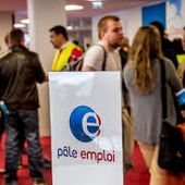 5,6 millions de demandeurs d'emploi et moi et moi et toi* - Yanis Voyance Astrologue